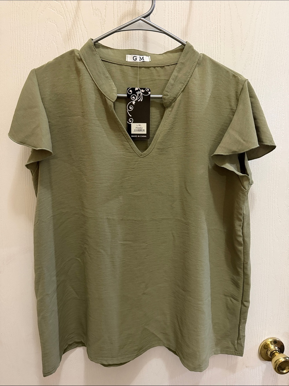 P448 Olive Keyhole Flutter Sleeve Top